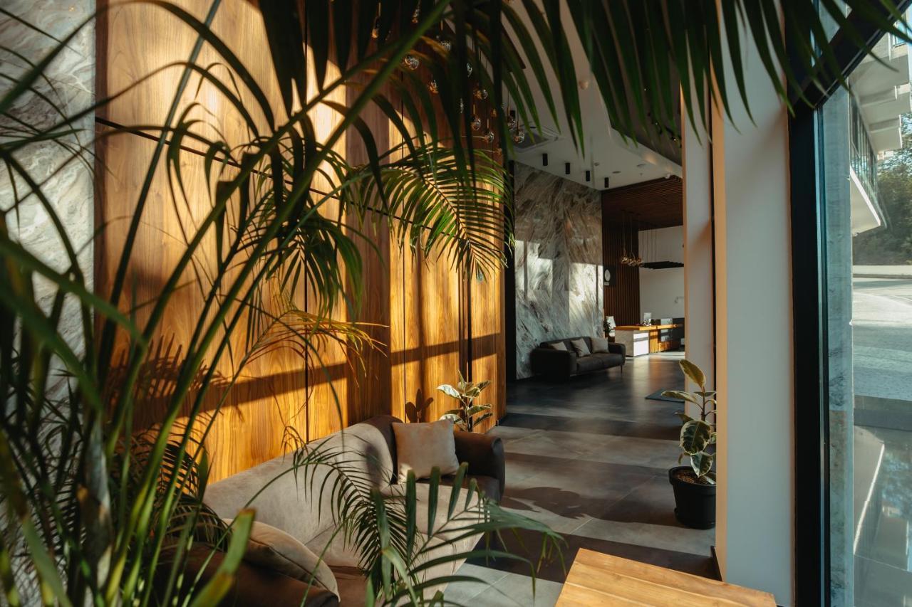 Capo Verde Hotel באטומי מראה חיצוני תמונה