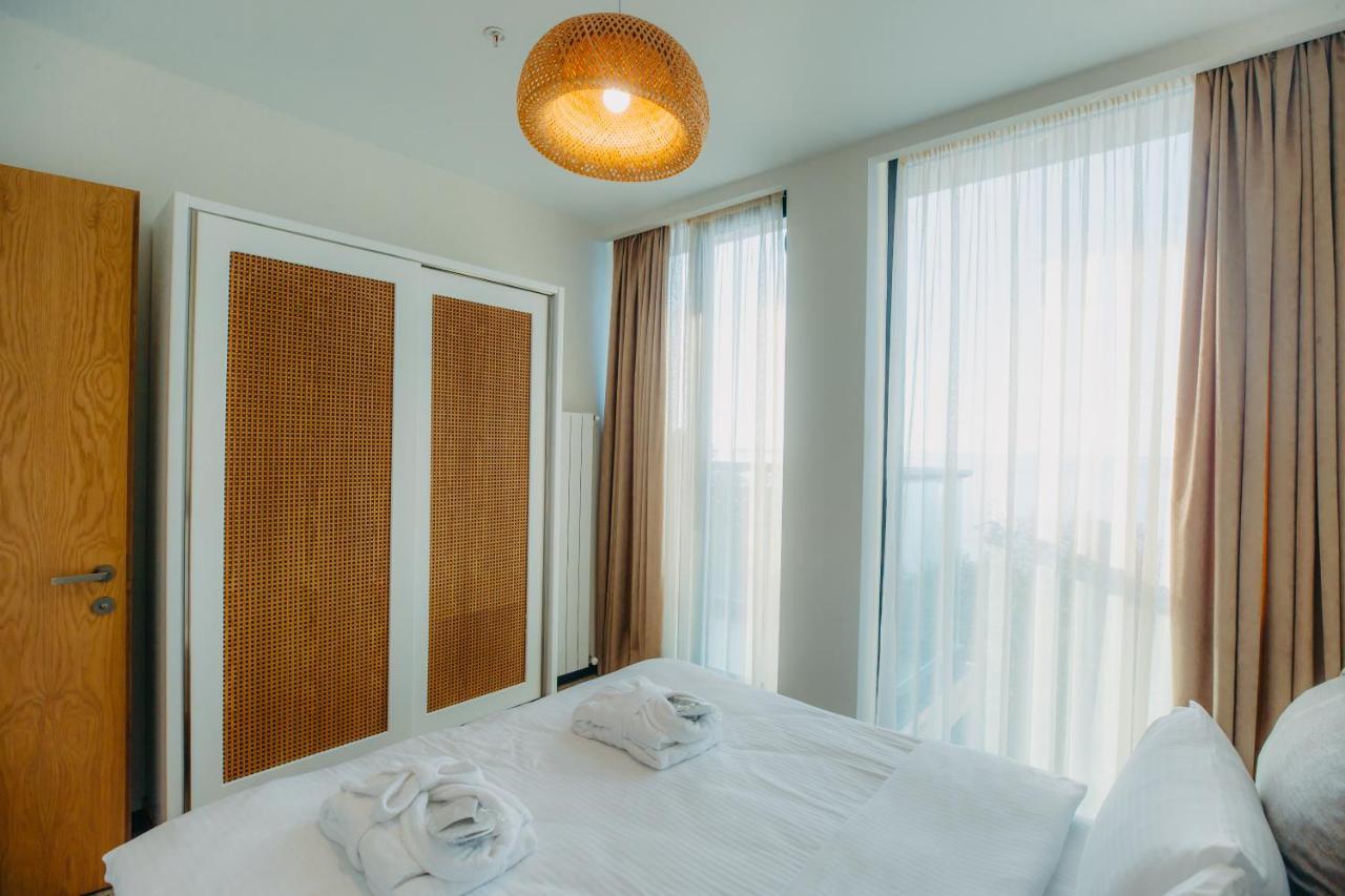 Capo Verde Hotel באטומי מראה חיצוני תמונה