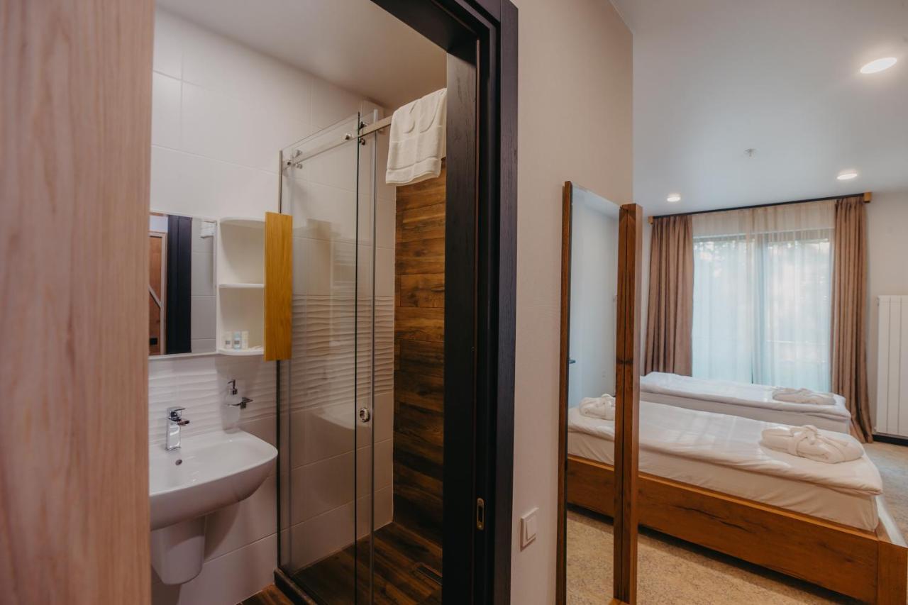 Capo Verde Hotel באטומי מראה חיצוני תמונה