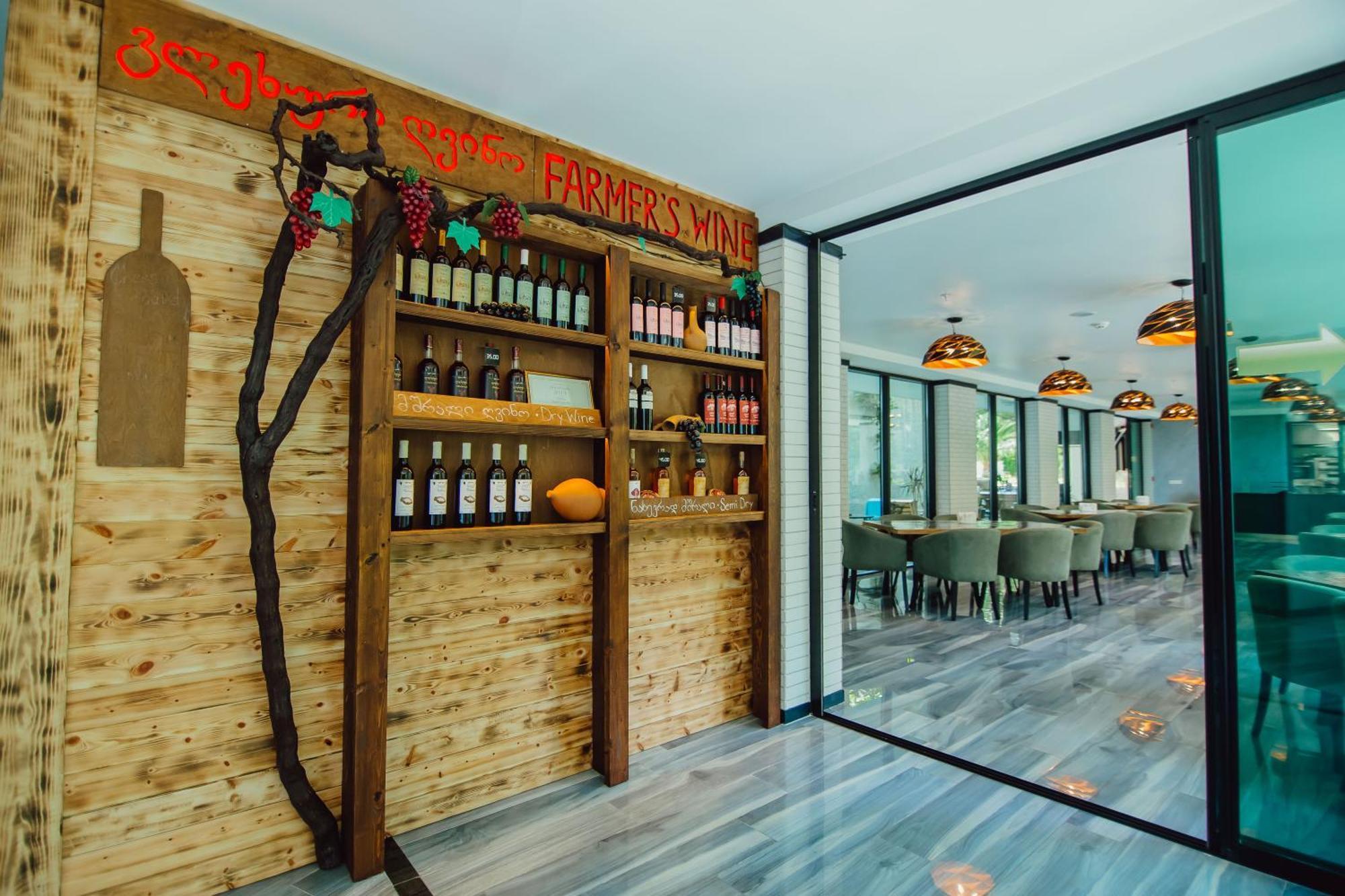 Capo Verde Hotel באטומי מראה חיצוני תמונה