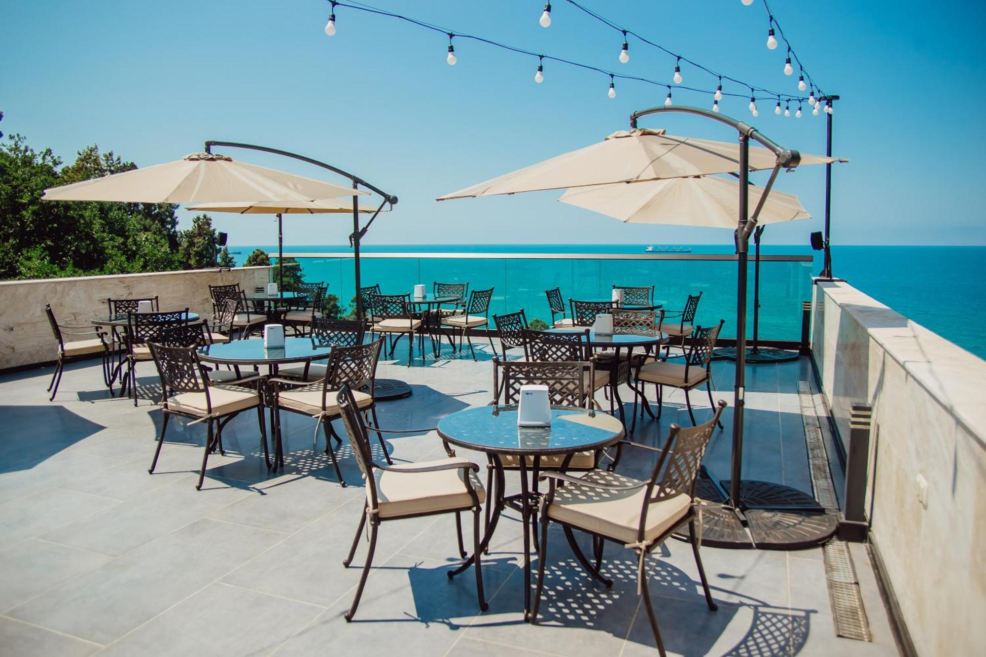Capo Verde Hotel באטומי מראה חיצוני תמונה