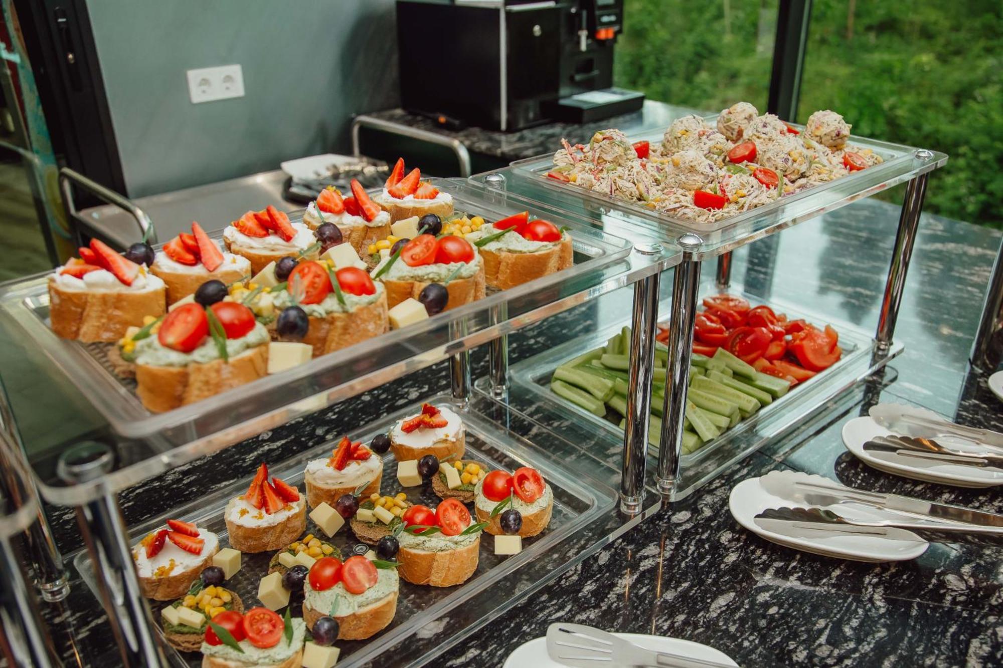 Capo Verde Hotel באטומי מראה חיצוני תמונה