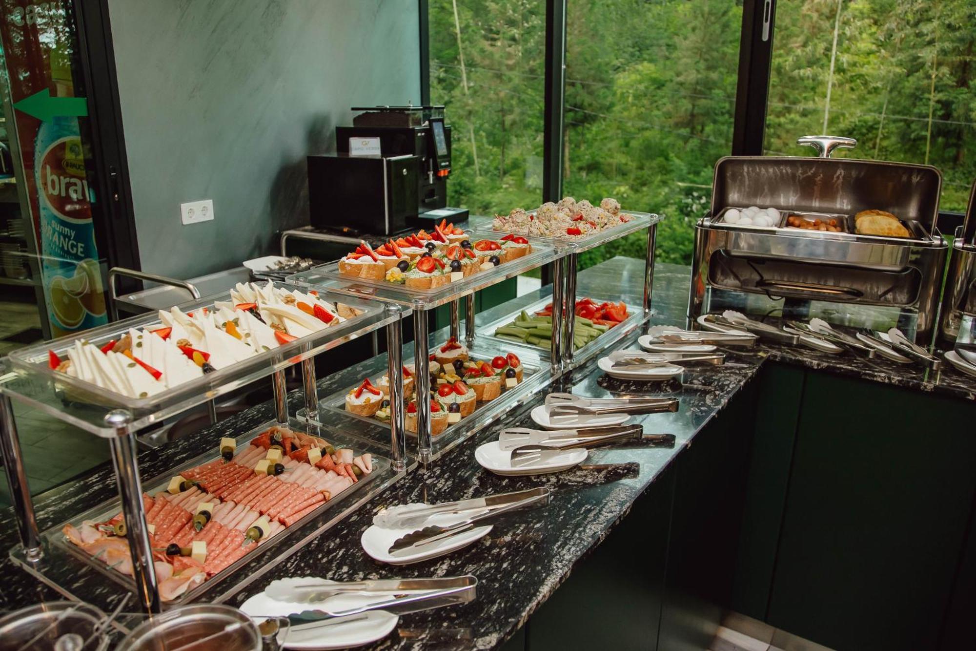 Capo Verde Hotel באטומי מראה חיצוני תמונה
