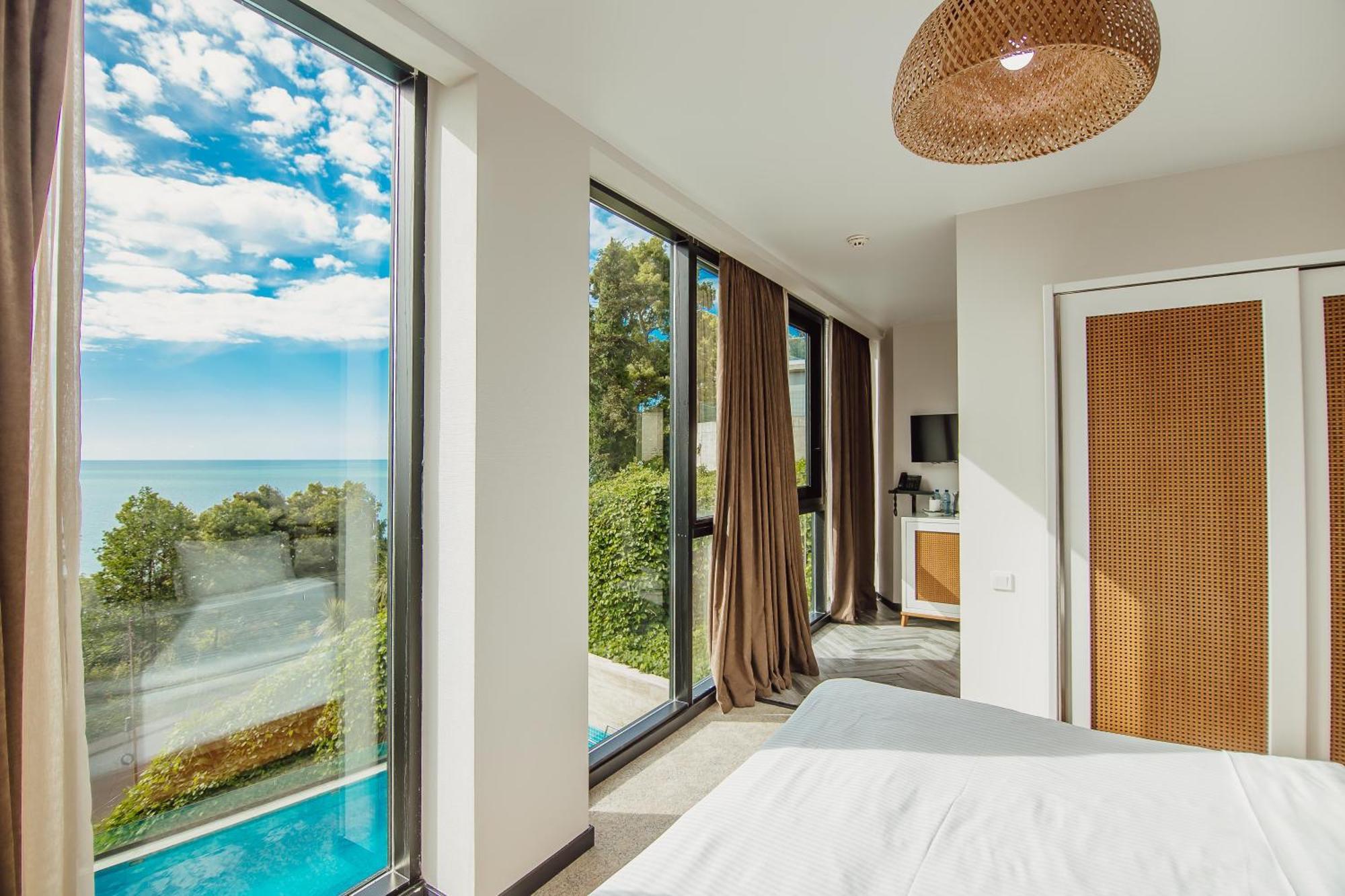 Capo Verde Hotel באטומי מראה חיצוני תמונה