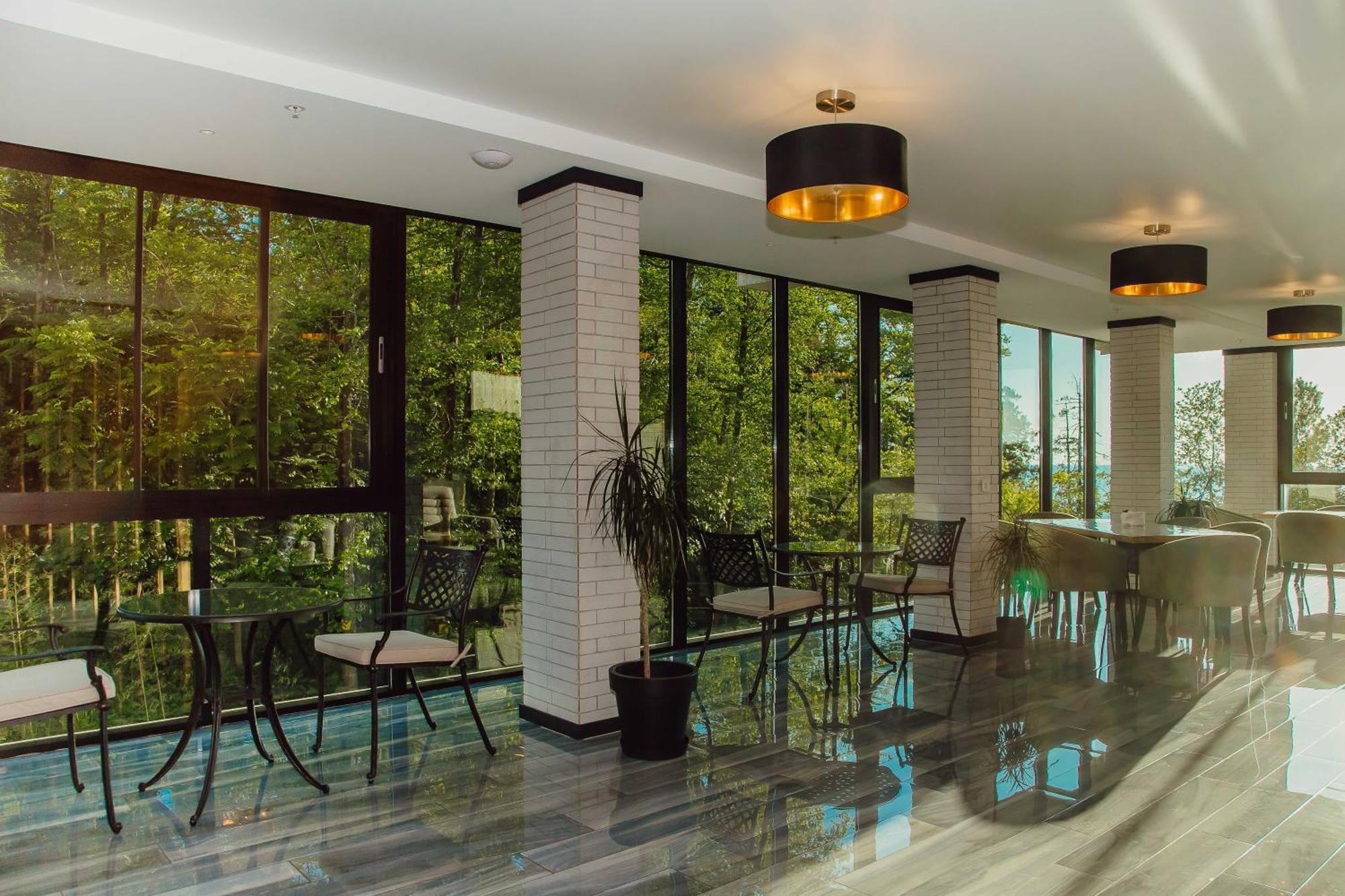 Capo Verde Hotel באטומי מראה חיצוני תמונה