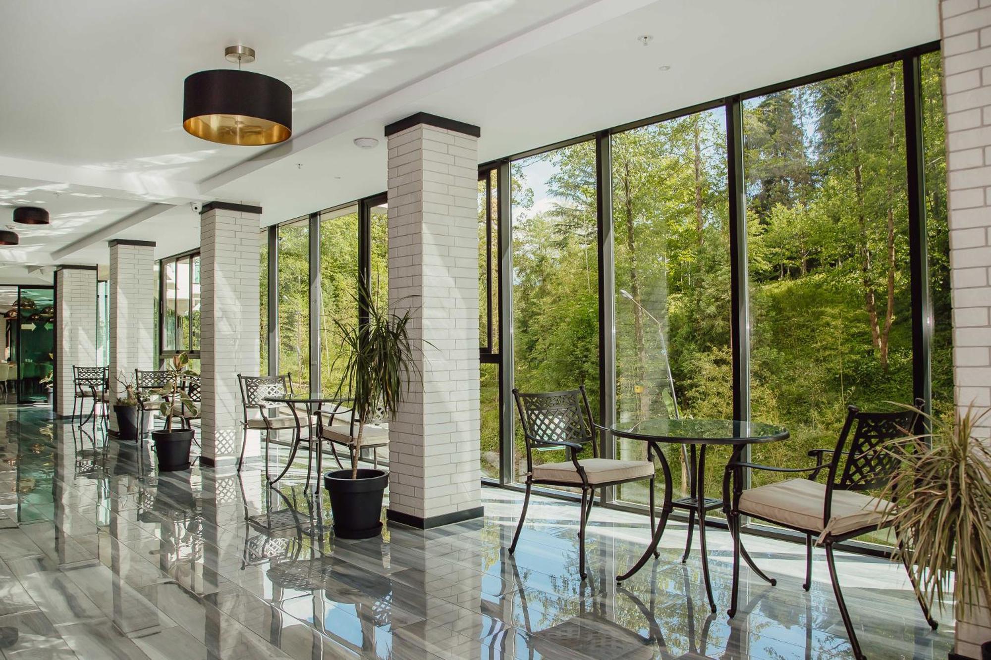 Capo Verde Hotel באטומי מראה חיצוני תמונה