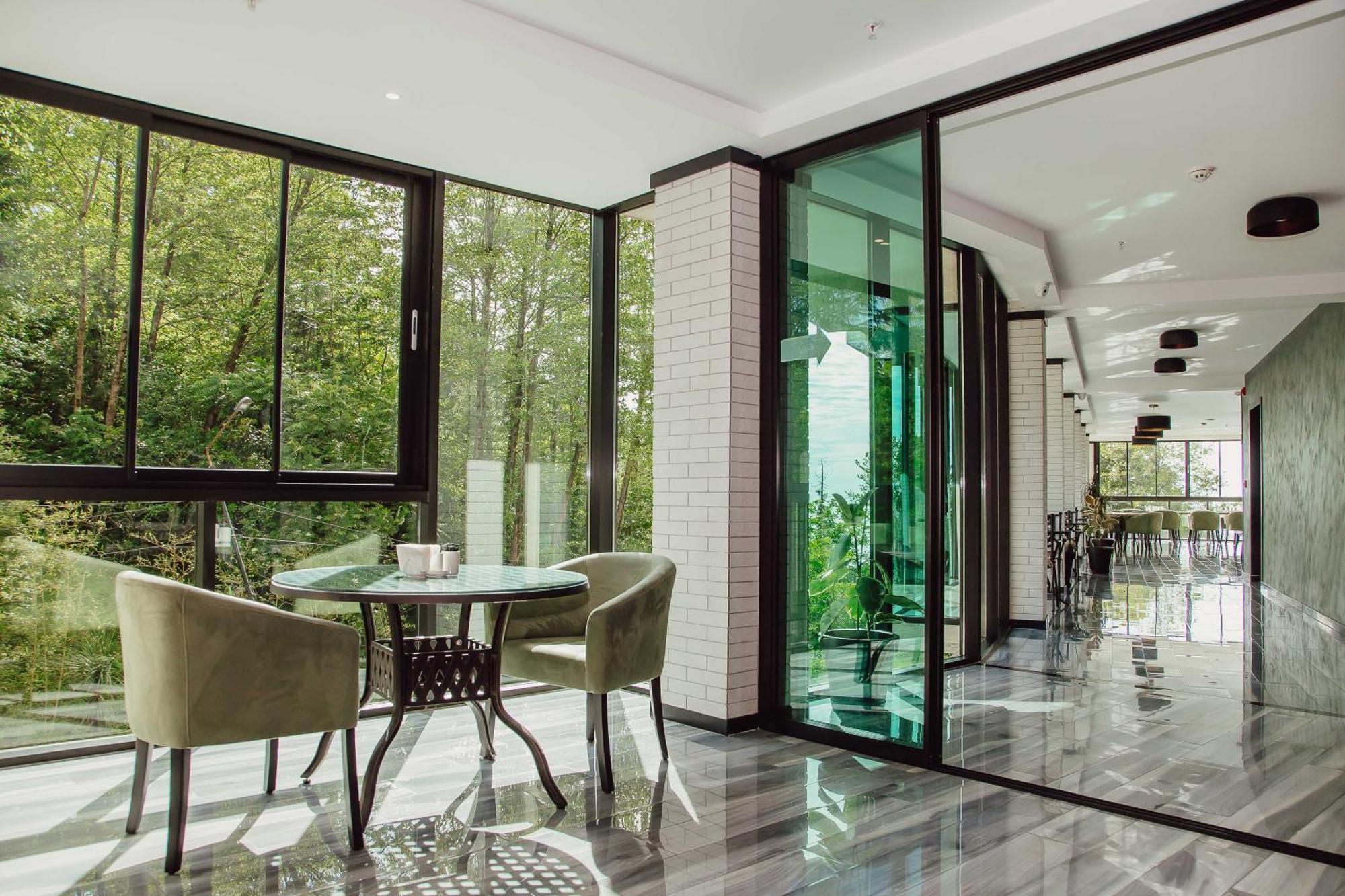 Capo Verde Hotel באטומי מראה חיצוני תמונה