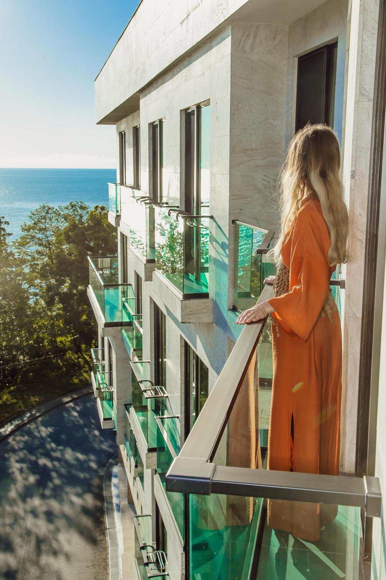 Capo Verde Hotel באטומי מראה חיצוני תמונה